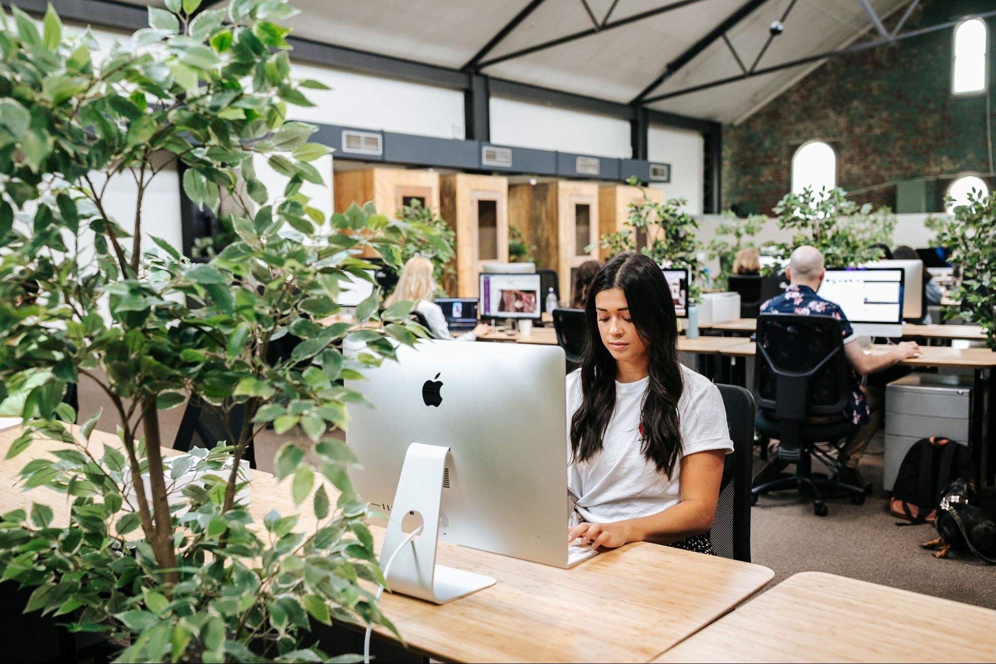 How to Start an Online Business in Australia (Fast + Easy)