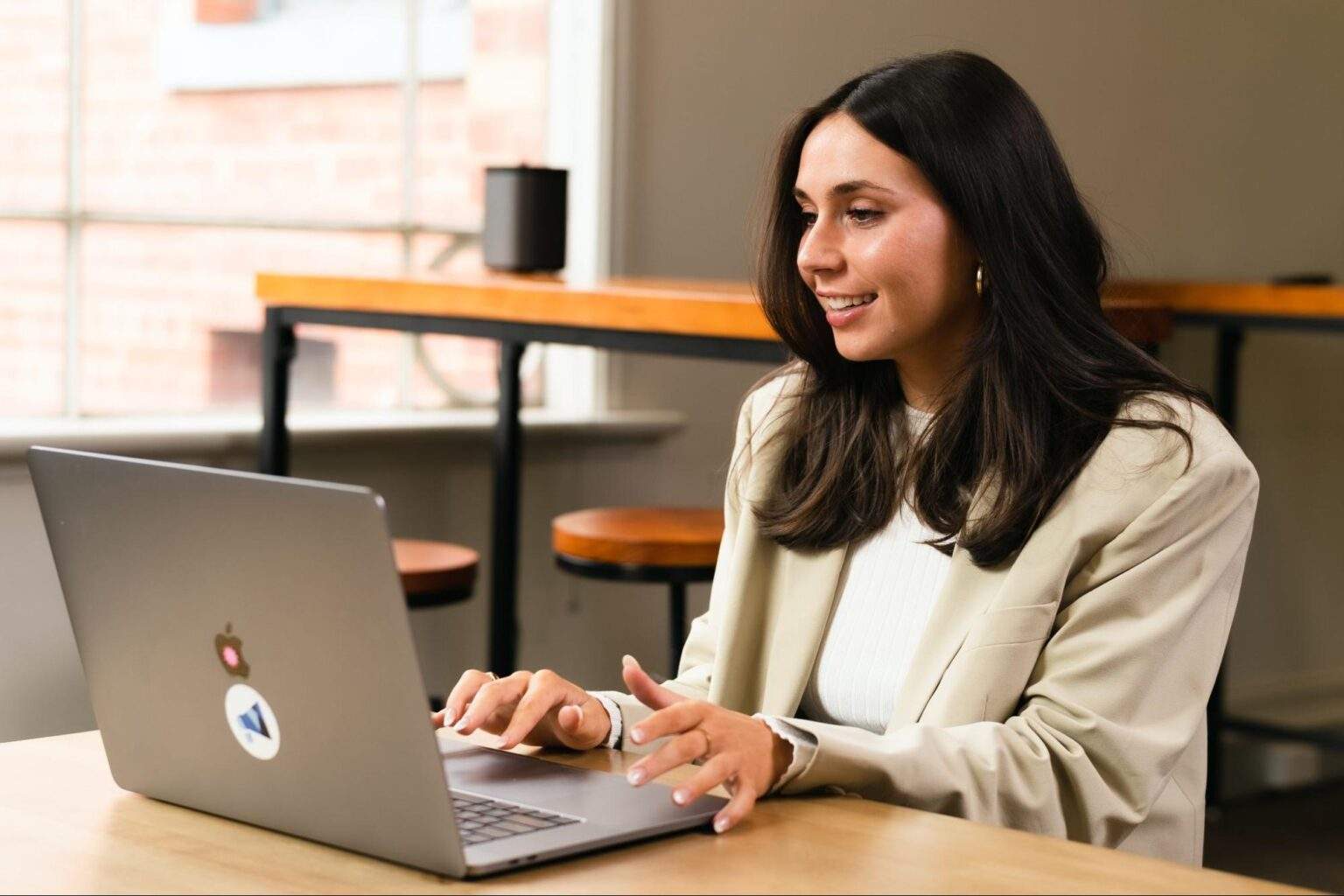 How to Start an Online Business in Australia (Fast + Easy)